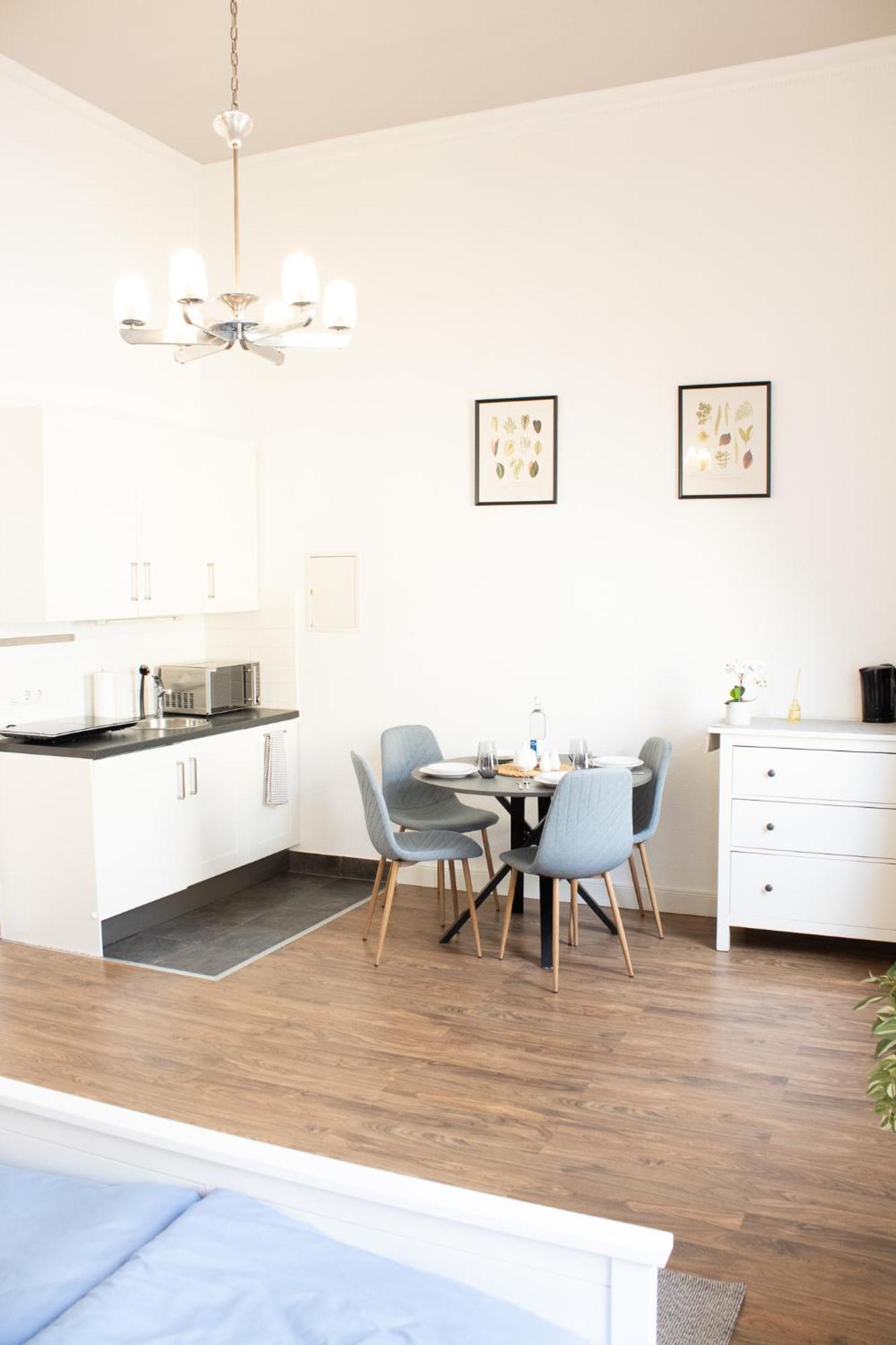 Apartment Wiesbaden Mitte, Zentral Am Park, Congresscenter 5 Min, Bahnhof 10Min Zewnętrze zdjęcie